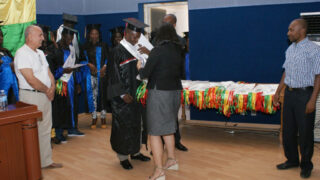 ceremonie remise attestation aux laureats etrangers annee 2013 picture 0004