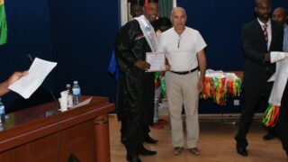 ceremonie remise attestation aux laureats etrangers annee 2013 picture 0015