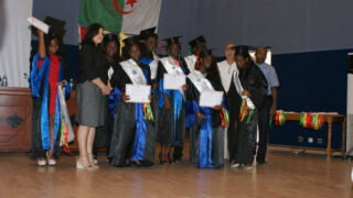 ceremonie remise attestation aux laureats etrangers annee 2013 picture 0024