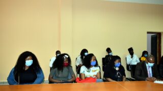 Visite de travail de son Excellence lAmbassadeur du Mozambique en Algerie M CARVALHO MUARIA a luniversite de Bejaia le 16 04 20 09