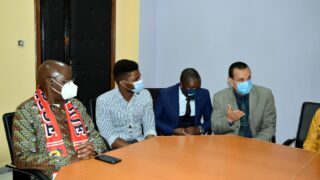 Visite de travail de son Excellence lAmbassadeur du Mozambique en Algerie M CARVALHO MUARIA a luniversite de Bejaia le 16 04 20 25