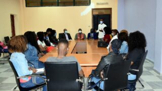 Visite de travail de son Excellence lAmbassadeur du Mozambique en Algerie M CARVALHO MUARIA a luniversite de Bejaia le 16 04 20 37