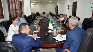 Signature de convention cadre de cooperation entre luniversite de Bejaia et VMS Industrie 14 06 2021 09