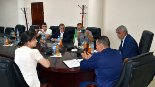 Signature de convention cadre de cooperation entre luniversite de Bejaia et VMS Industrie 14 06 2021 22