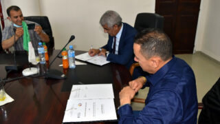 Signature de convention cadre de cooperation entre luniversite de Bejaia et VMS Industrie 14 06 2021 25