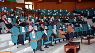 Ecole CIMPA les divers aspects des systemes dynamiques 07 11 au 18 11 2021 24