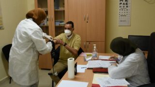 Campagne de vaccination contre le virus COVID 19 au profit de la communaute universitaire 17 janvier 2022.17 1