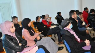 Conference debat avec Mme Hanifa MOSTEFAI dite Foufa 14 12 202128