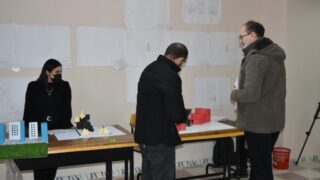 Affichage des travaux des etudiantseL1 du departement darchitecture le 1 fevrier 2022 01 1