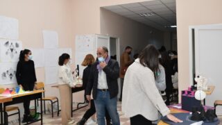 Affichage des travaux des etudiantseL1 du departement darchitecture le 1 fevrier 2022 106