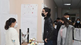 Affichage des travaux des etudiantseL1 du departement darchitecture le 1 fevrier 2022 94