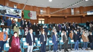 Ceremonie de remise des prix aux laureats de l annee universitaire 2020 2021 lundi 21 fevrier 2022009