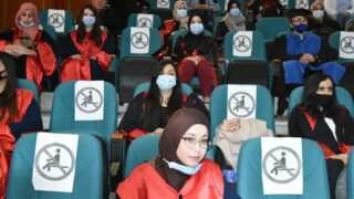 Ceremonie de remise des prix aux laureats de l annee universitaire 2020 2021 lundi 21 fevrier 2022028
