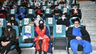 Ceremonie de remise des prix aux laureats de l annee universitaire 2020 2021 lundi 21 fevrier 2022029