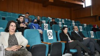 Ceremonie de remise des prix aux laureats de l annee universitaire 2020 2021 lundi 21 fevrier 2022045