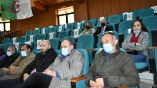 Ceremonie de remise des prix aux laureats de l annee universitaire 2020 2021 lundi 21 fevrier 2022046