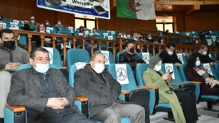 Ceremonie de remise des prix aux laureats de l annee universitaire 2020 2021 lundi 21 fevrier 2022055