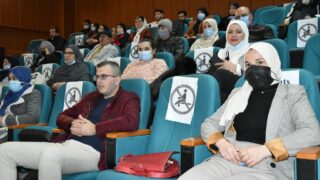 Ceremonie de remise des prix aux laureats de l annee universitaire 2020 2021 lundi 21 fevrier 2022058