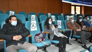 Ceremonie de remise des prix aux laureats de l annee universitaire 2020 2021 lundi 21 fevrier 2022063