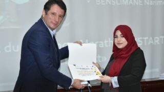 Ceremonie de remise des prix aux laureats de l annee universitaire 2020 2021 lundi 21 fevrier 2022093