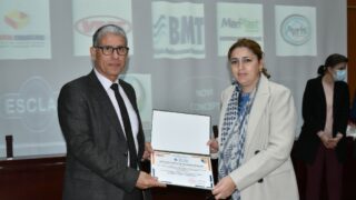 Ceremonie de remise des prix aux laureats de l annee universitaire 2020 2021 lundi 21 fevrier 2022099