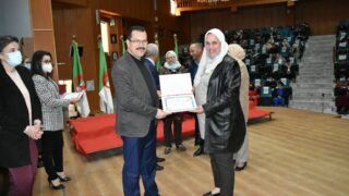 Ceremonie de remise des prix aux laureats de l annee universitaire 2020 2021 lundi 21 fevrier 2022103