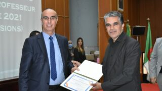 Ceremonie de remise des prix aux laureats de l annee universitaire 2020 2021 lundi 21 fevrier 2022132