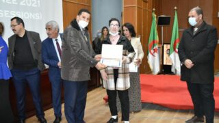 Ceremonie de remise des prix aux laureats de l annee universitaire 2020 2021 lundi 21 fevrier 2022143