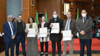 Ceremonie de remise des prix aux laureats de l annee universitaire 2020 2021 lundi 21 fevrier 2022148