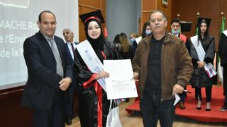 Ceremonie de remise des prix aux laureats de l annee universitaire 2020 2021 lundi 21 fevrier 2022203