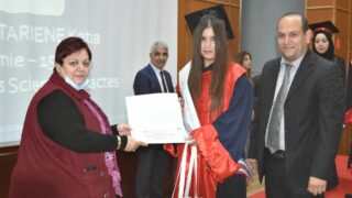 Ceremonie de remise des prix aux laureats de l annee universitaire 2020 2021 lundi 21 fevrier 2022208