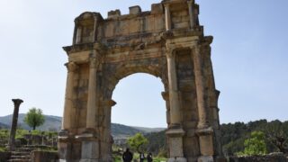 Sortie pedagogique a DJEMILA au profit des etudiants d architecture 24 mars 2022 0002