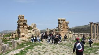 Sortie pedagogique a DJEMILA au profit des etudiants d architecture 24 mars 2022 0003