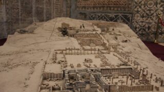 Sortie pedagogique a DJEMILA au profit des etudiants d architecture 24 mars 2022 0179