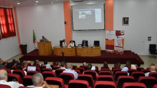 la 8 ème réunion des partenaires du consortium ESAGOV. 48 lancement de latelier sur le pilotage du projet d etablissement et la 8eme reunion des partenaires du consortium ESAGOV du 07 a 105