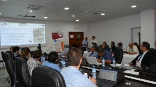 la 8 ème réunion des partenaires du consortium ESAGOV. 115 lancement de latelier sur le pilotage du projet d etablissement et la 8eme reunion des partenaires du consortium ESAGOV du 07 a 140