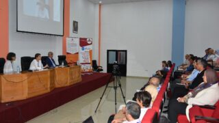 la 8 ème réunion des partenaires du consortium ESAGOV. 16 lancement de latelier sur le pilotage du projet d etablissement et la 8eme reunion des partenaires du consortium ESAGOV du 07 a 40