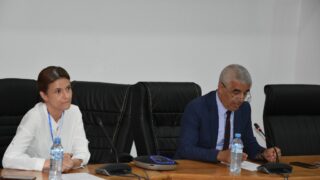 la 8 ème réunion des partenaires du consortium ESAGOV. 6 lancement de latelier sur le pilotage du projet d etablissement et la 8eme reunion des partenaires du consortium ESAGOV du 07 a 43