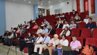 la 8 ème réunion des partenaires du consortium ESAGOV. 12 lancement de latelier sur le pilotage du projet d etablissement et la 8eme reunion des partenaires du consortium ESAGOV du 07 a 45