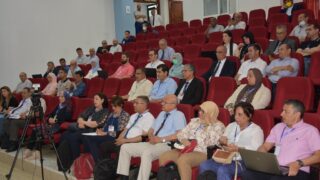 la 8 ème réunion des partenaires du consortium ESAGOV. 17 lancement de latelier sur le pilotage du projet d etablissement et la 8eme reunion des partenaires du consortium ESAGOV du 07 a 47