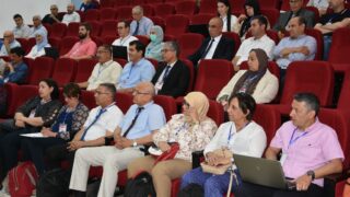 la 8 ème réunion des partenaires du consortium ESAGOV. 10 lancement de latelier sur le pilotage du projet d etablissement et la 8eme reunion des partenaires du consortium ESAGOV du 07 a 48