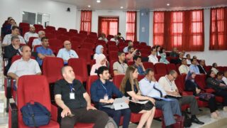 la 8 ème réunion des partenaires du consortium ESAGOV. 37 lancement de latelier sur le pilotage du projet d etablissement et la 8eme reunion des partenaires du consortium ESAGOV du 07 a 73