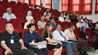 la 8 ème réunion des partenaires du consortium ESAGOV. 38 lancement de latelier sur le pilotage du projet d etablissement et la 8eme reunion des partenaires du consortium ESAGOV du 07 a 75