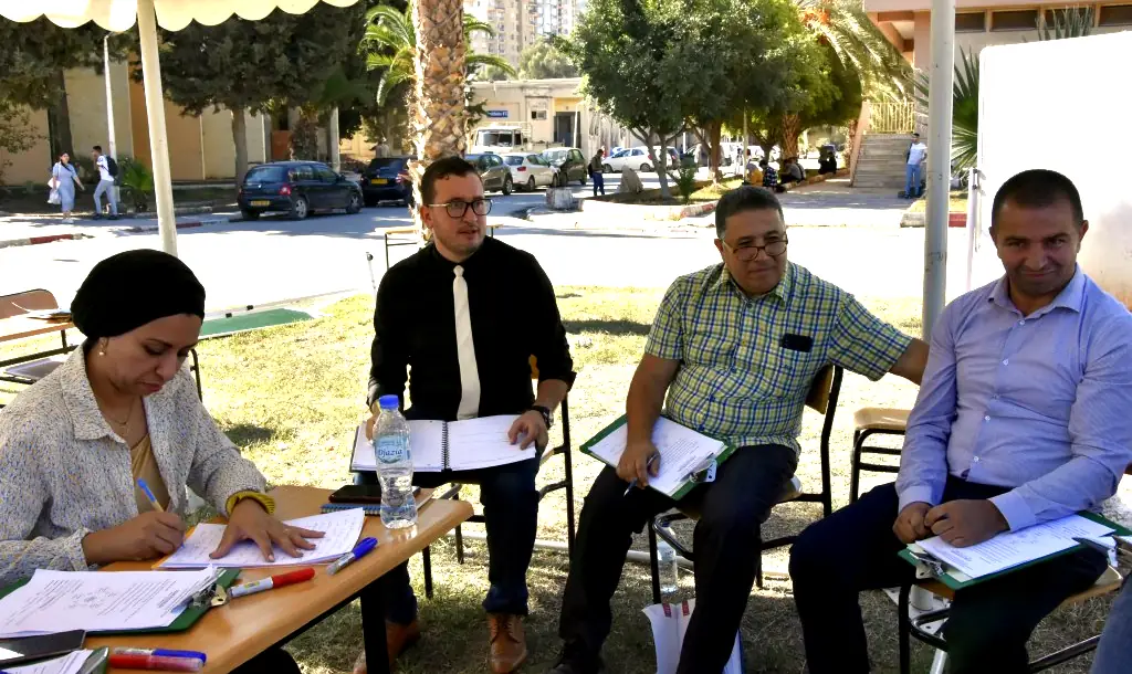 la tenue du focus groupe thématique intitulée : « infrastructure et vie à l’université ».