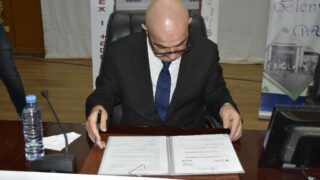 Signature de convention de partenariat entre l universite de Bejaia et le Haut Commissariat a l Amazighit 21 09 202290