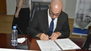 Signature de convention de partenariat entre l universite de Bejaia et le Haut Commissariat a l Amazighit 21 09 202294
