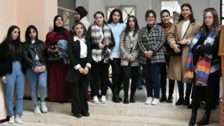 Séance Posters Présenté par les Étudiants Master 2 du Département BPC. 80 Seance posters presente par les etudiants master 2 du departement BPC dans le cadre du module d analyses d articles anglais sci 102