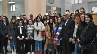 Séance Posters Présenté par les Étudiants Master 2 du Département BPC. 84 Seance posters presente par les etudiants master 2 du departement BPC dans le cadre du module d analyses d articles anglais sci 106
