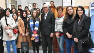 Séance Posters Présenté par les Étudiants Master 2 du Département BPC. 86 Seance posters presente par les etudiants master 2 du departement BPC dans le cadre du module d analyses d articles anglais sci 108