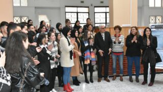 Séance Posters Présenté par les Étudiants Master 2 du Département BPC. 99 Seance posters presente par les etudiants master 2 du departement BPC dans le cadre du module d analyses d articles anglais sci 125